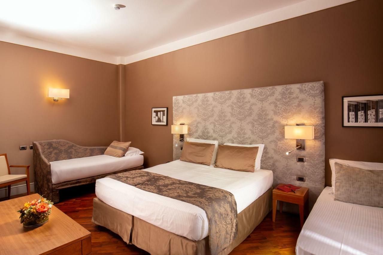Monti Palace Hotel Roma Esterno foto
